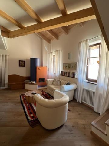 Ferienwohnung Casanemone Teser im Fleimtal Exterior foto